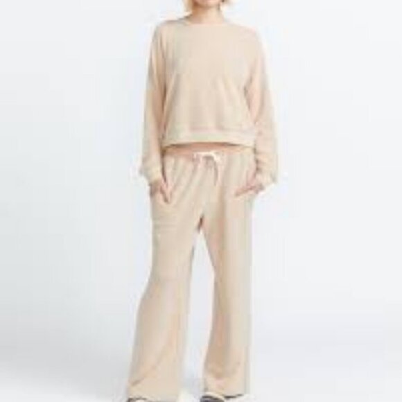 Volcom Lived In Lounge Frenchie Hoodie and Pants NWT - Picture 3 of 10